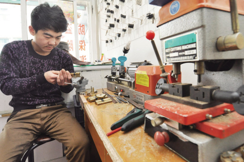 兴义开锁店为啥“牛号”频现 听开锁师傅讲什么锁最防盗